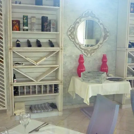 Scr Official, Saint Vlas, Sunny Beach Bulgaria, 1-bed Apartment, Sleeps 4 Persons. 圣弗拉斯